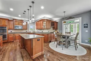 5226 Greenshire Cir, Lake in the Hills, IL 60156 - Photo 13