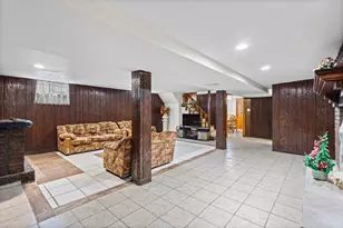 8240 45th St, Lyons, IL 60534 - Photo 21
