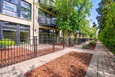 1071 W 15th Street #109, Chicago, IL 60608 - Photo 1