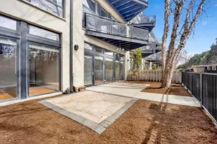 1071 W 15th St, Chicago, IL 60608 - Photo 25