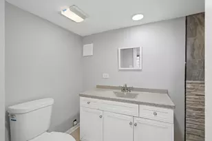 6245 S Damen Ave, Chicago, IL 60636 - Photo 23