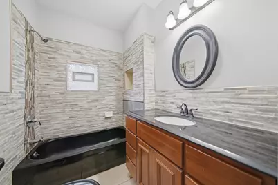6245 S Damen Avenue, Chicago, IL 60636 - Photo 9