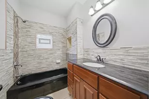 6245 S Damen Ave, Chicago, IL 60636 - Photo 9