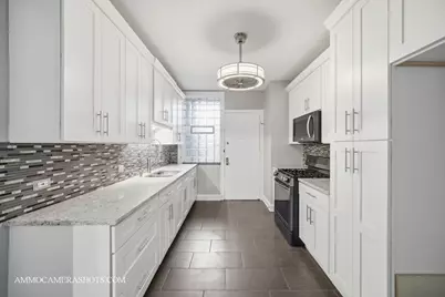 6807 S Paxton Avenue #1, Chicago, IL 60649 - Photo 11