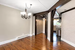 621 N Briar Hill Ln, Addison, IL 60101 - Photo 3