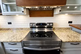 621 N Briar Hill Ln, Addison, IL 60101 - Photo 7