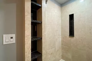 621 N Briar Hill Ln, Addison, IL 60101 - Photo 21