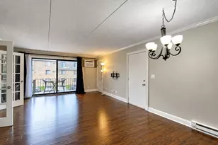 621 N Briar Hill Ln, Addison, IL 60101 - Photo 11