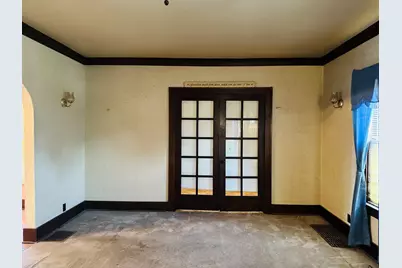 325 W Moseley Street, Freeport, IL 61032 - Photo 3