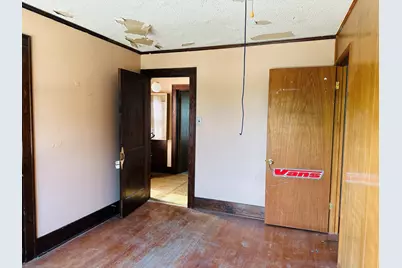 325 W Moseley Street, Freeport, IL 61032 - Photo 15