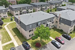 1311 N Baldwin Ct, Palatine, IL 60074 - Photo 23