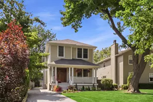 1308 Edgewood Rd, Lake Forest, IL 60045 - Photo 1