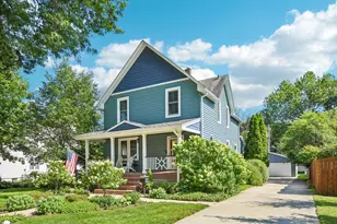 35 W Elm Ave, Roselle, IL 60172 - Photo 3