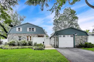 165 S Maple St, Palatine, IL 60067 - Photo 1