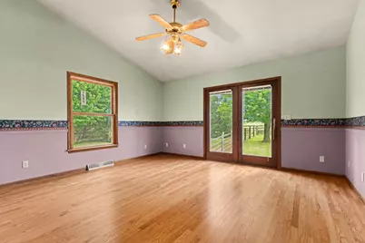 21810 Pleasant Grove Road, Marengo, IL 60152 - Photo 15