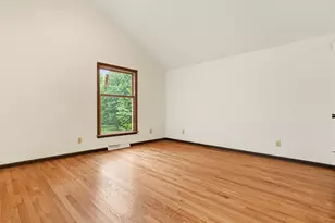 21810 Pleasant Grove Rd, Marengo, IL 60152 - Photo 13
