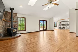 21810 Pleasant Grove Rd, Marengo, IL 60152 - Photo 5