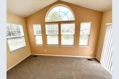 21562 Victory Lake Way, Crest Hill, IL 60403 - Photo 11