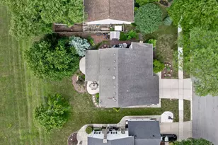 2107 Wheeler St, Woodridge, IL 60517 - Photo 33