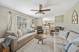 2107 Wheeler St, Woodridge, IL 60517 - Photo 13