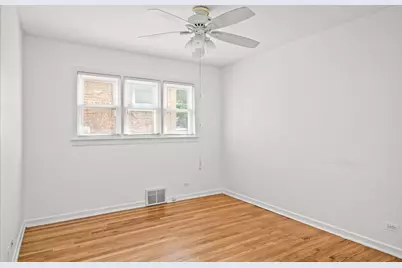 9522 Lawler Avenue, Skokie, IL 60077 - Photo 11