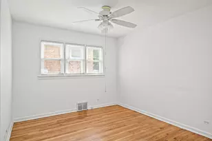 9522 Lawler Ave, Skokie, IL 60077 - Photo 11
