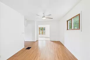 2335 Burton St, Rockford, IL 61103 - Photo 13