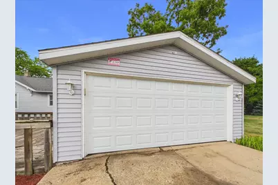 2335 Burton Street, Rockford, IL 61103 - Photo 5