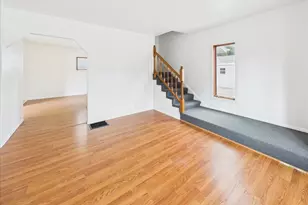 2335 Burton St, Rockford, IL 61103 - Photo 9
