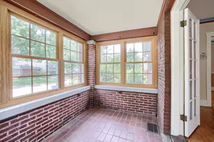 345 Vincent Pl, Elgin, IL 60123 - Photo 7