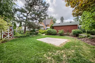 345 Vincent Pl, Elgin, IL 60123 - Photo 15