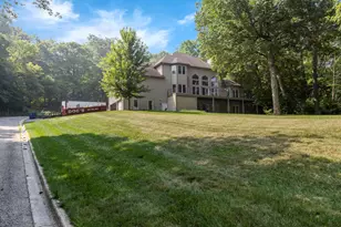 2 Echowood Dr, Algonquin, IL 60102 - Photo 3