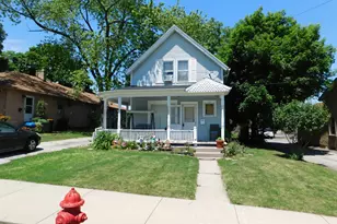 124 Cary St, Cary, IL 60013 - Photo 1