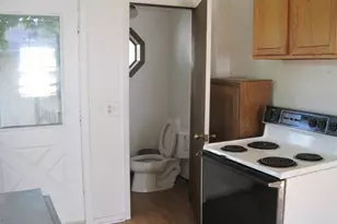 124 Cary St, Cary, IL 60013 - Photo 9