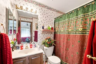 17895 W Braewick Road, Gurnee, IL 60031 - Photo 13
