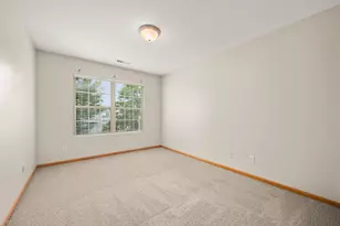 967 Arvle Cir, Sycamore, IL 60178 - Photo 19
