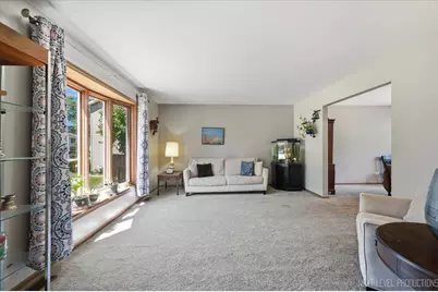 6975 Center Avenue, Hanover Park, IL 60133 - Photo 5