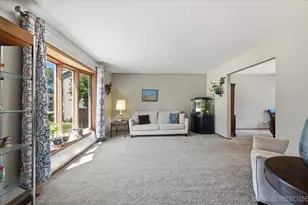 6975 Center Ave, Hanover Park, IL 60133 - Photo 5