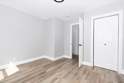 201 W John Street, Plano, IL 60545 - Photo 17