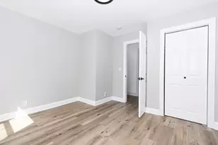 201 W John St, Plano, IL 60545 - Photo 17