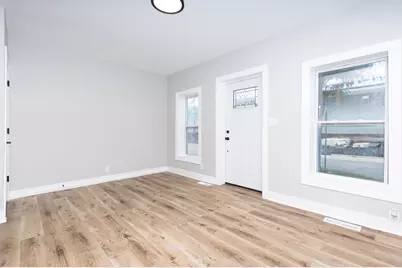 201 W John Street, Plano, IL 60545 - Photo 5