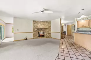 8625 N Byron Hills Dr, Byron, IL 61010 - Photo 9