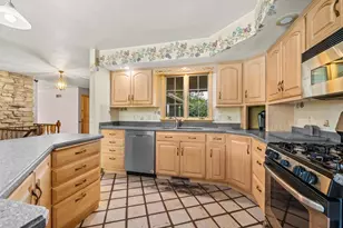 8625 N Byron Hills Dr, Byron, IL 61010 - Photo 13