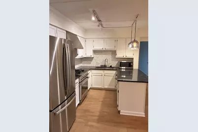 4848 N Central Avenue #209, Chicago, IL 60630 - Photo 5
