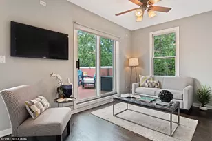 18 N Ada St, Chicago, IL 60607 - Photo 3