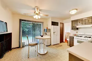 22160 Scott Dr, Richton Park, IL 60471 - Photo 9