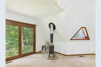 1636 Larchmont Road, Davis, IL 61019 - Photo 7