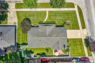 2250 Lowell St, Aurora, IL 60506 - Photo 25