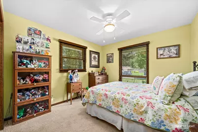 2250 Lowell Street, Aurora, IL 60506 - Photo 13