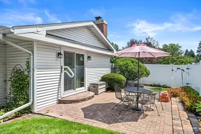 2250 Lowell Street, Aurora, IL 60506 - Photo 21
